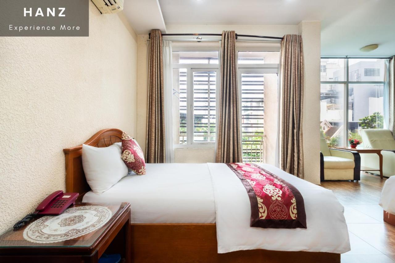 Hanz Queen Airport Hotel ホーチミン市 エクステリア 写真